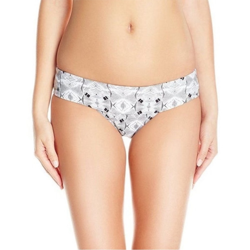 NWT- Volcom Day Tripper Modest Swim Bottoms Black & white Size XS